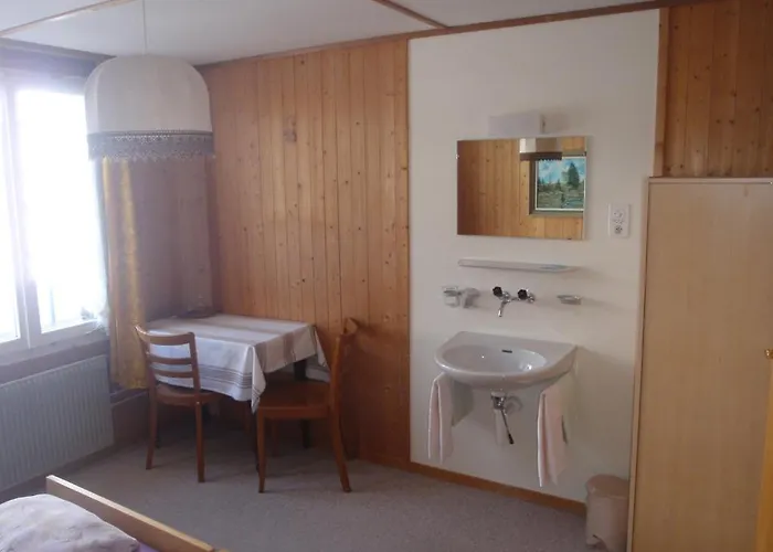 Alpenrose מלון 3*